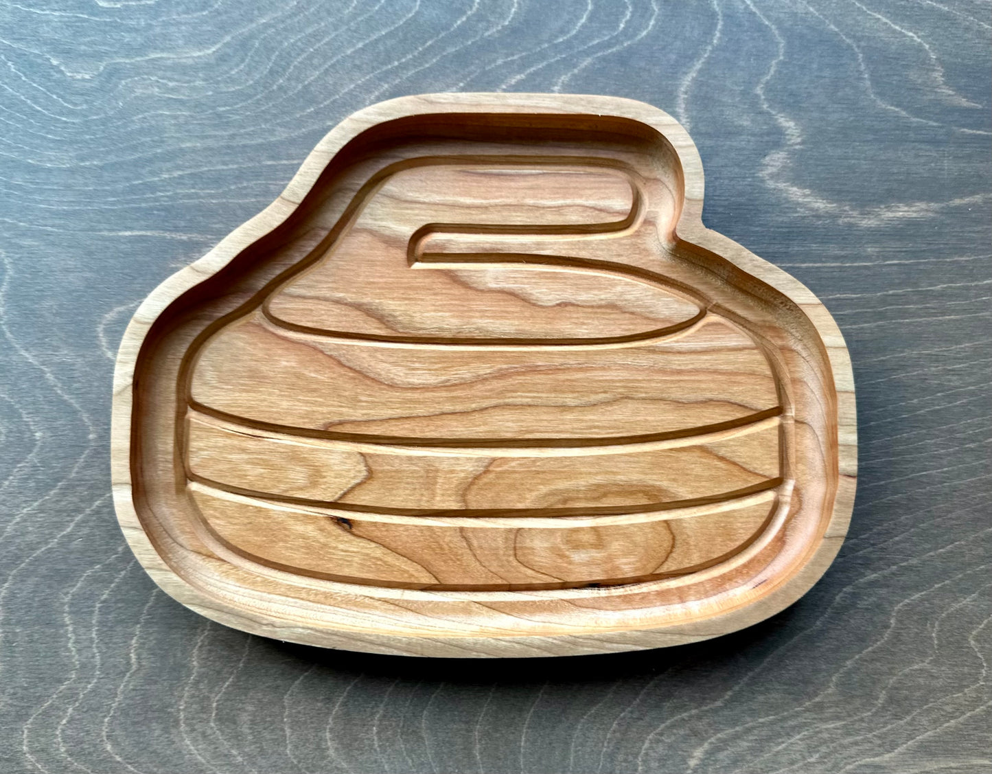 Curling Stone Shape Hardwood Tray | Trivet | Personalized | Catchall Tray | Serving Board | Charcuterie | Maple | Cherry | Walnut