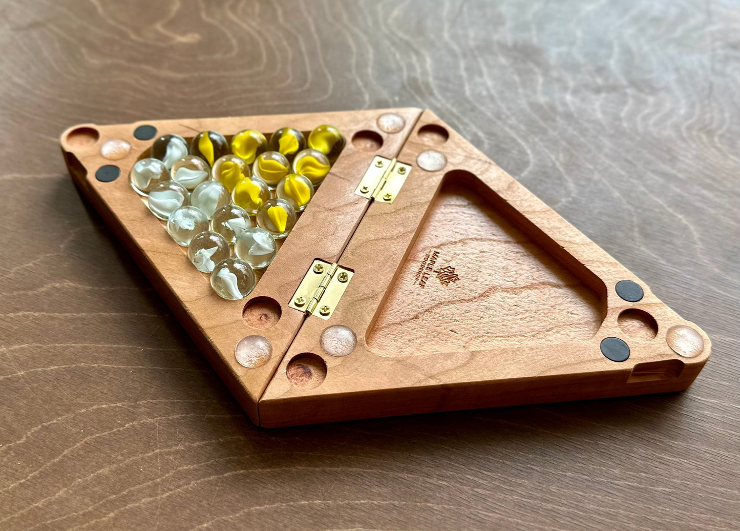 Dames chinoises 2 joueurs | Pliable | Format voyage | Rangement intégré | Jeu de société | Billes | Personnalisé | Bois dur de qualité supérieure | Sternhalma