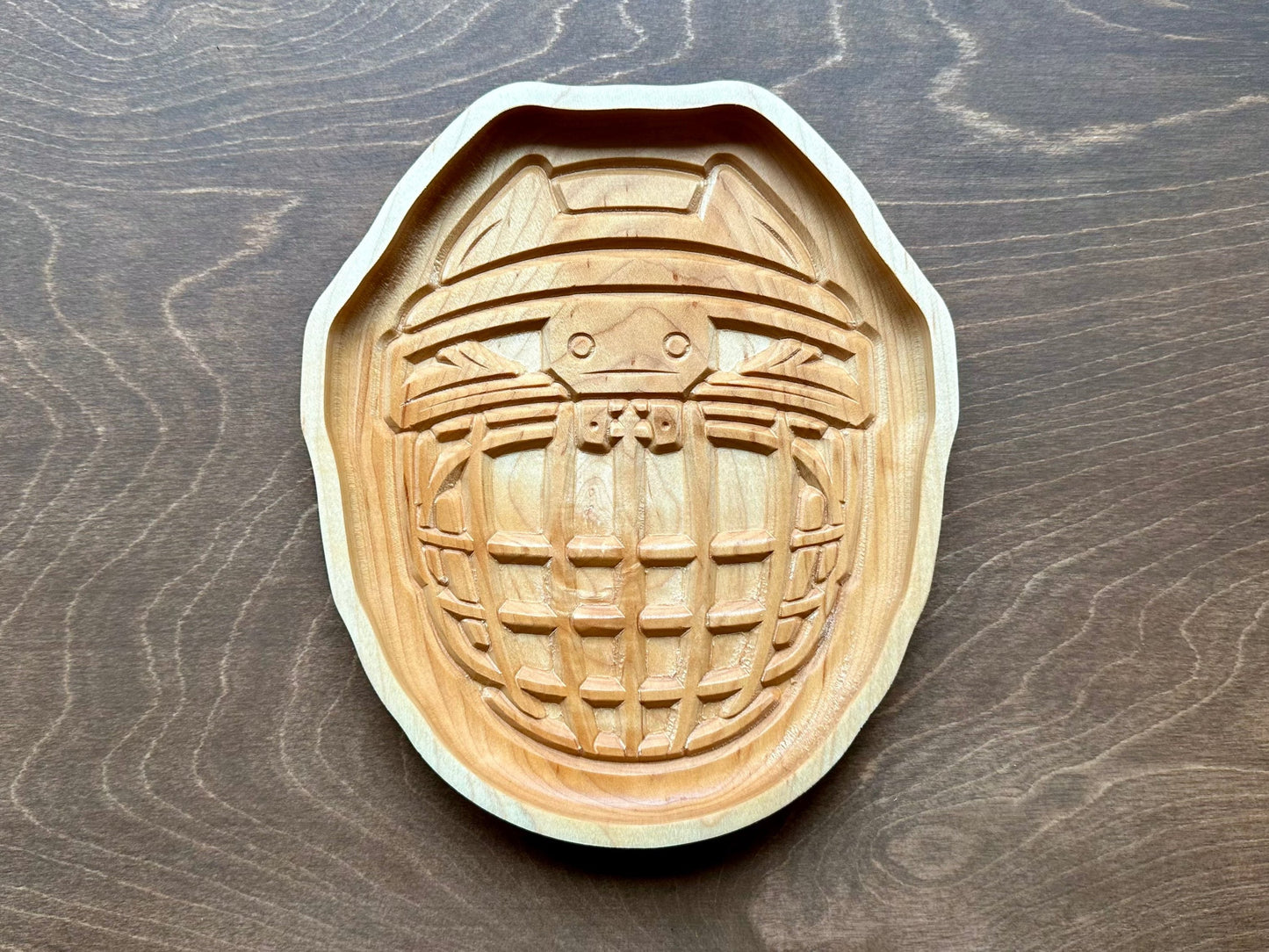 Hockey Helmet Shape Hardwood Catchall Tray | Trivet | Personalized | Serving Tray | Charcuterie Board | Maple | Cherry | Walnut | Wood Sign