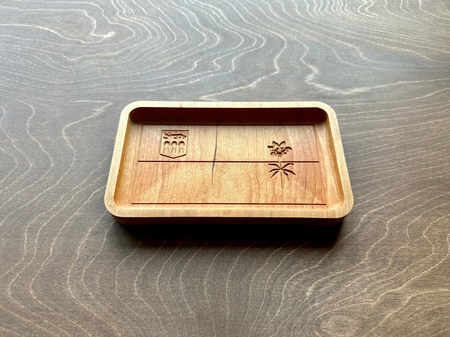 Saskatchewan Flag Hardwood Catchall Tray | Trivet | Serving Board | Charcuterie | Maple | Cherry | Walnut | Saskatoon | Regina | SK Canada