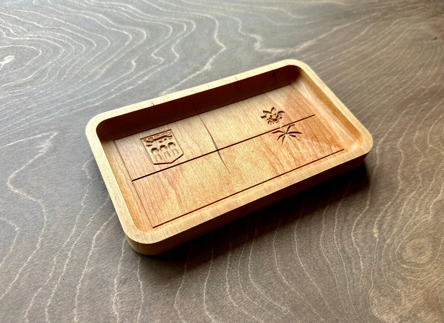 Saskatchewan Flag Hardwood Catchall Tray | Trivet | Serving Board | Charcuterie | Maple | Cherry | Walnut | Saskatoon | Regina | SK Canada