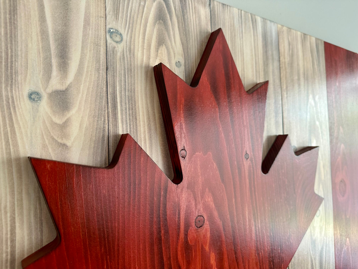 Drapeau du Canada en bois 3D rouge et blanc de 44 po x 22 po | Prêt pour l'expédition