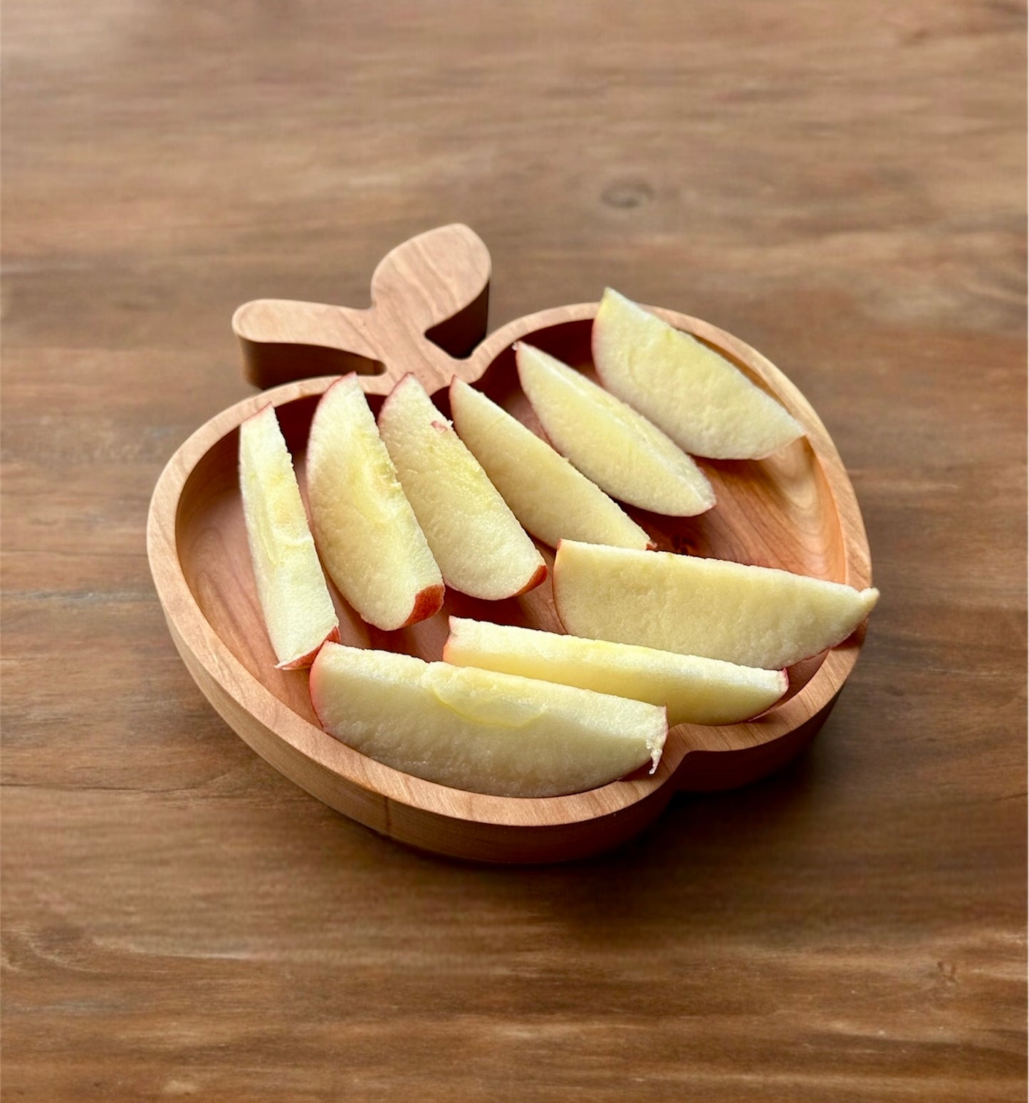 Apple Shape Hardwood Tray | Maple | Cherry | Walnut | Catchall Tray | Serving Tray