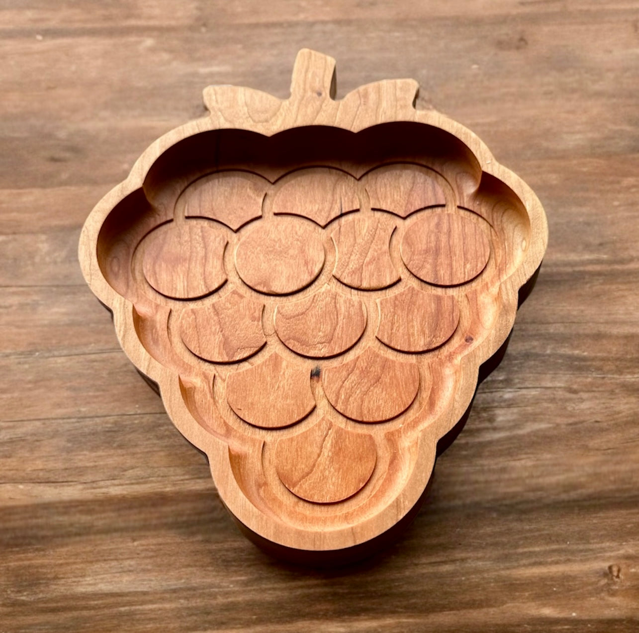 Grapes Shape Hardwood Tray | Maple | Cherry | Walnut | Catchall Tray | Serving Tray