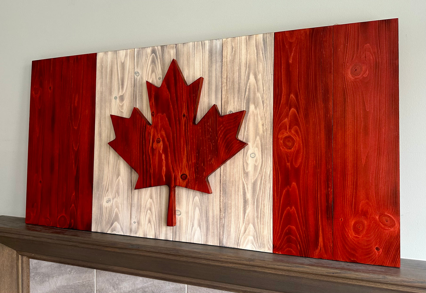 Drapeau du Canada en bois 3D rouge et blanc de 44 po x 22 po | Prêt pour l'expédition