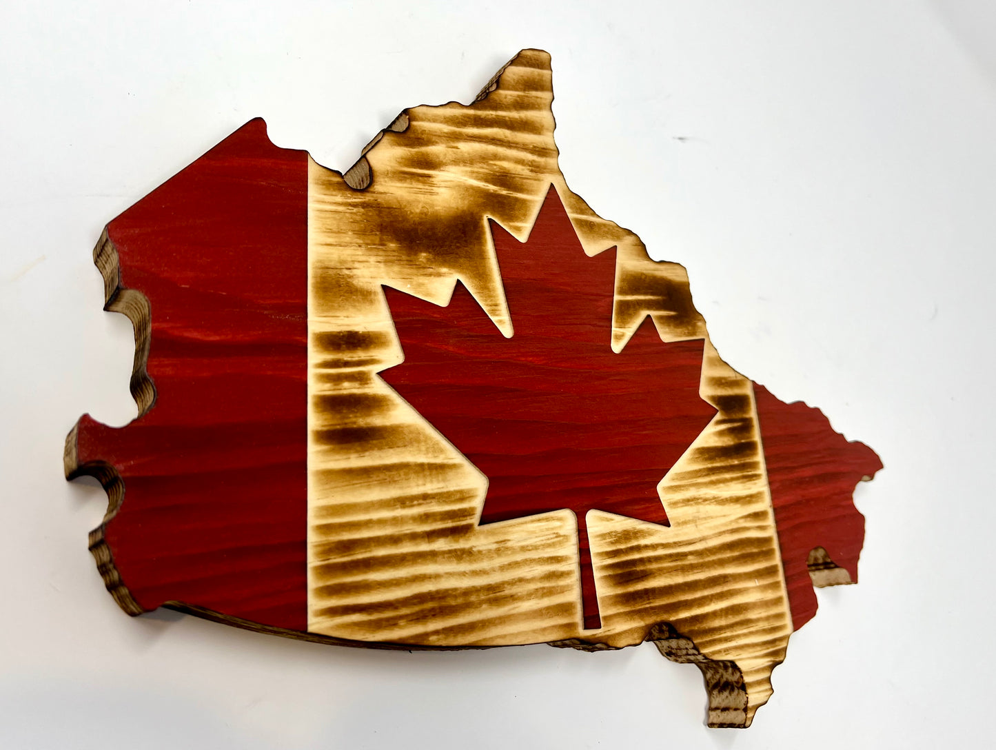 Drapeau de carte du Canada en bois | Pin | Rouge &amp; Naturel | Drapeau de forme du Canada