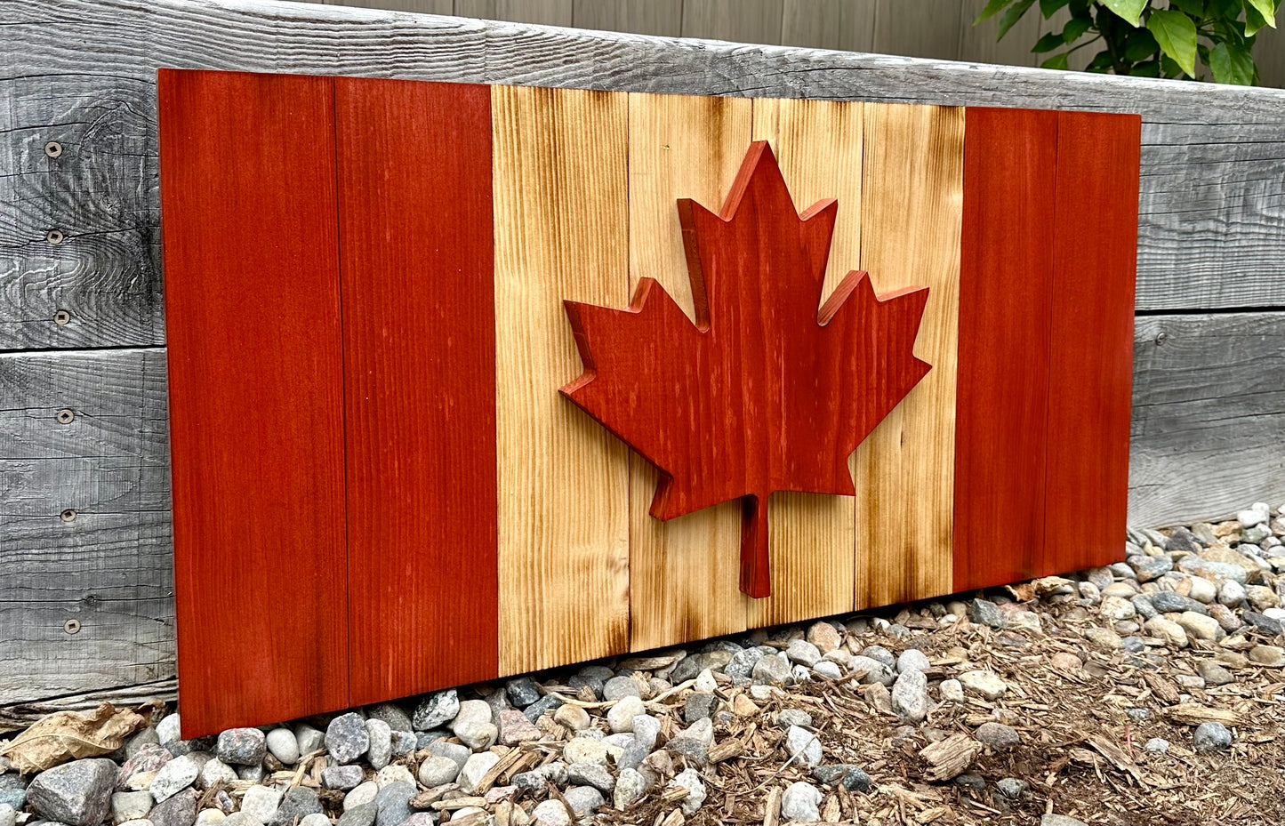 Drapeau du Canada en bois 3D – Rouge et naturel | Ratio officiel