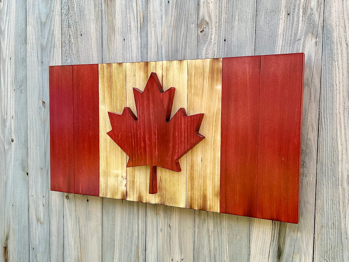 Drapeau du Canada en bois 3D – Rouge et naturel | Ratio officiel