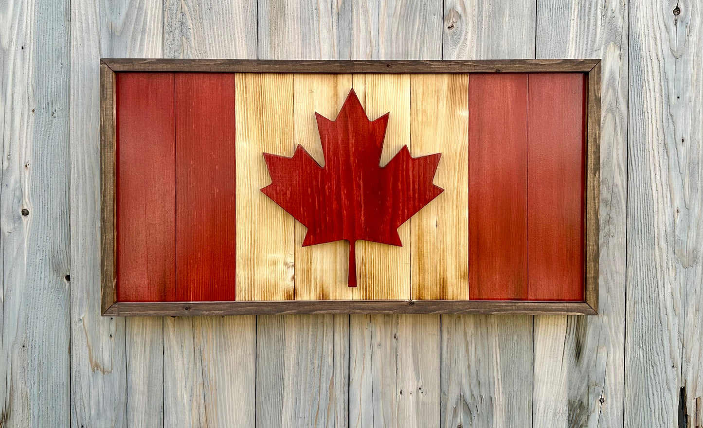 Drapeau du Canada en bois 3D – Rouge et naturel – Encadré | Ratio officiel