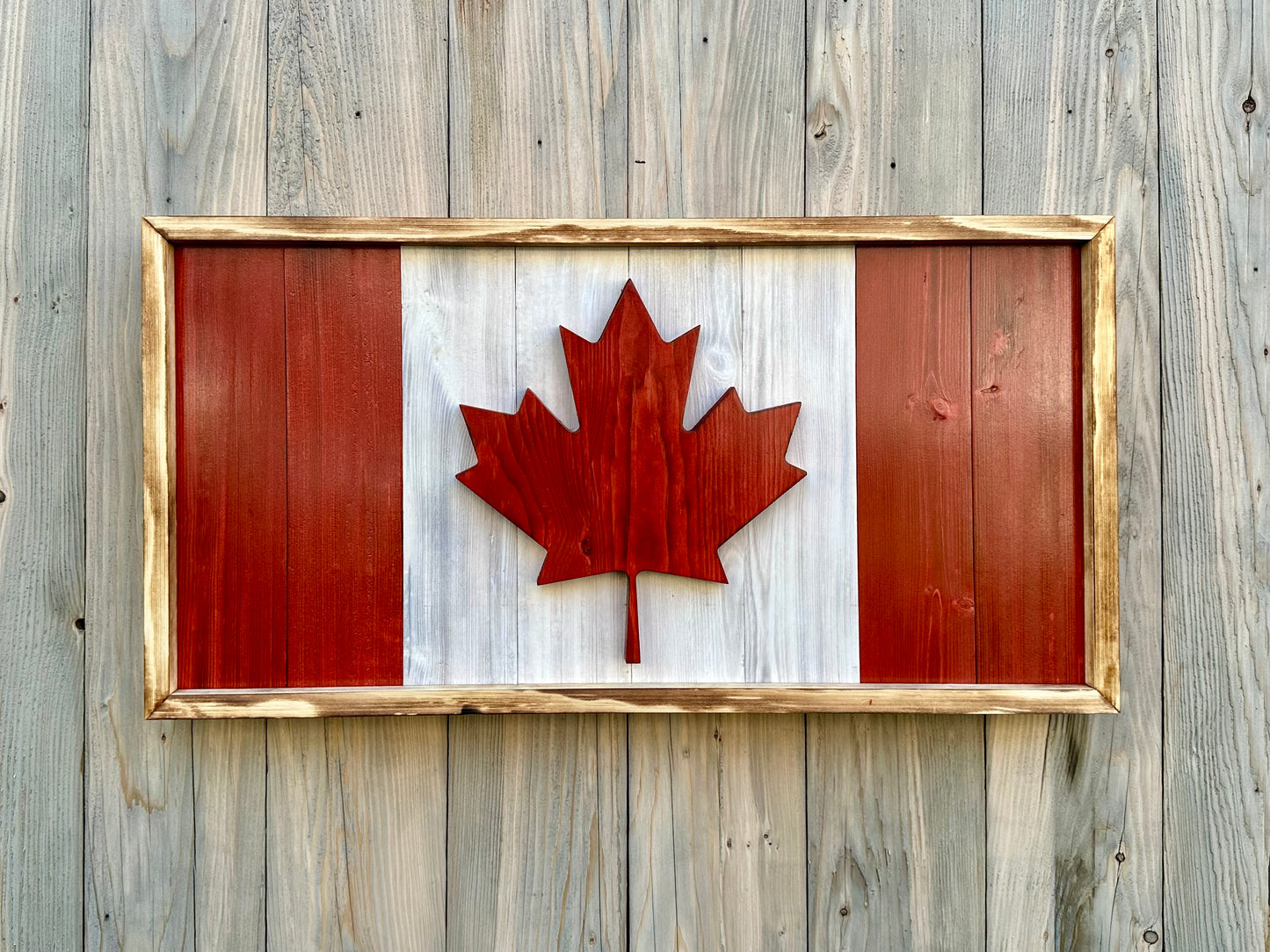 Drapeaux du Canada en bois 3D | Rouge et blanc avec cadre naturel | 29" x 15" | Prêt pour l'expédition