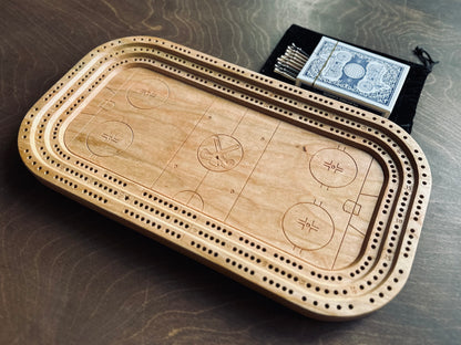 Planche de cribbage pour patinoire | Piquets métalliques | Personnalisé | Logo personnalisé | Bois dur de qualité supérieure | Bâtons et rondelles de hockey | Feuille d'érable