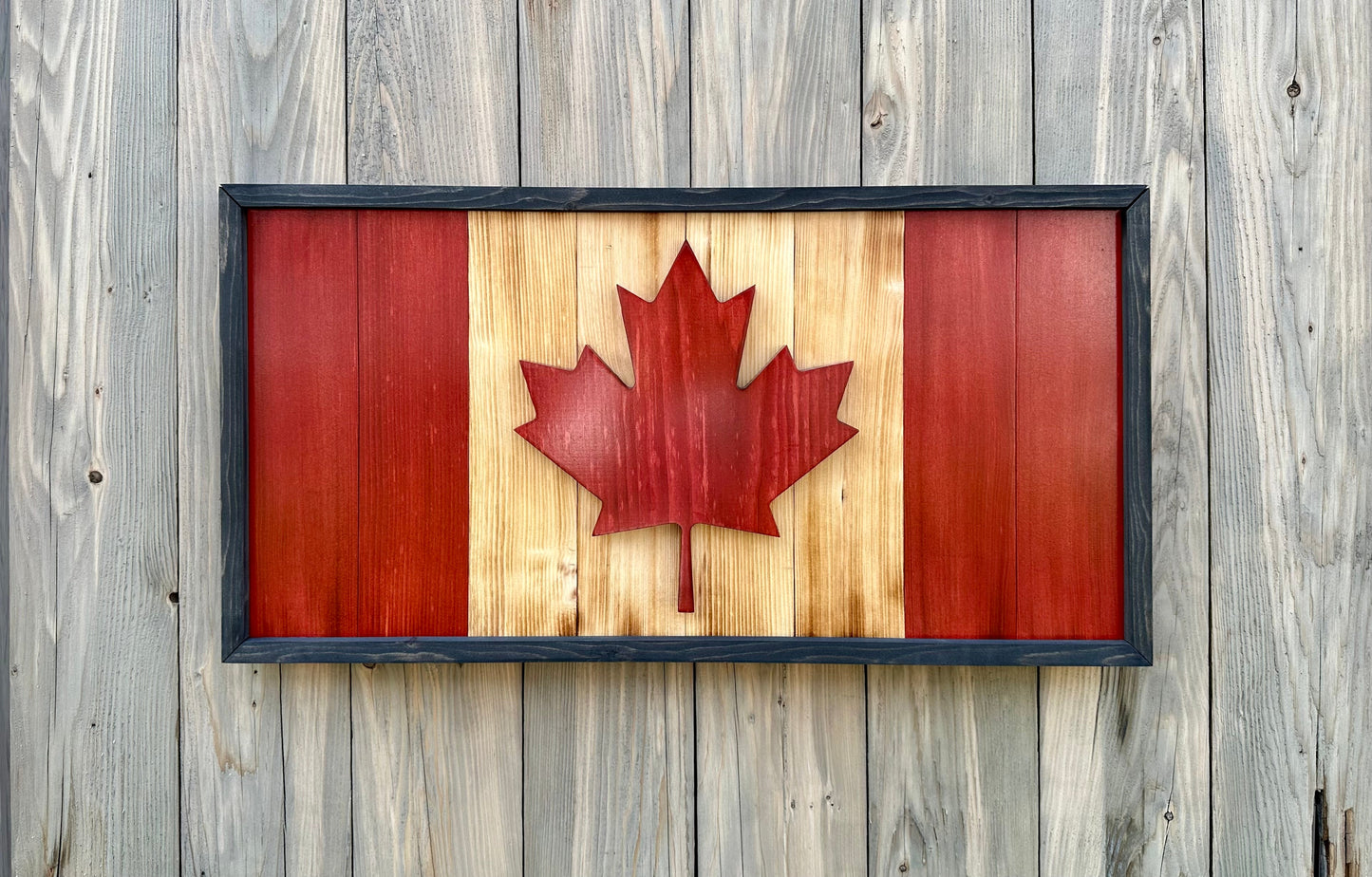 Drapeau du Canada en bois 3D – Rouge et naturel – Encadré | Ratio officiel