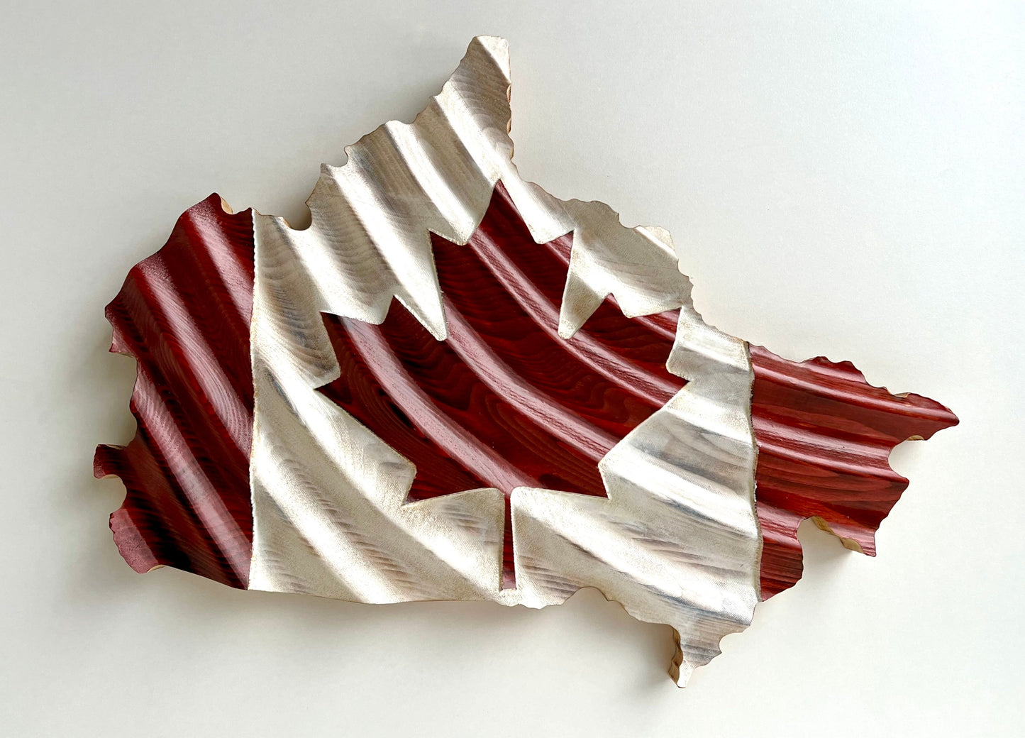 Drapeau de carte du Canada en bois ondulé 3D - Rouge et blanc | Drapeau de forme du Canada