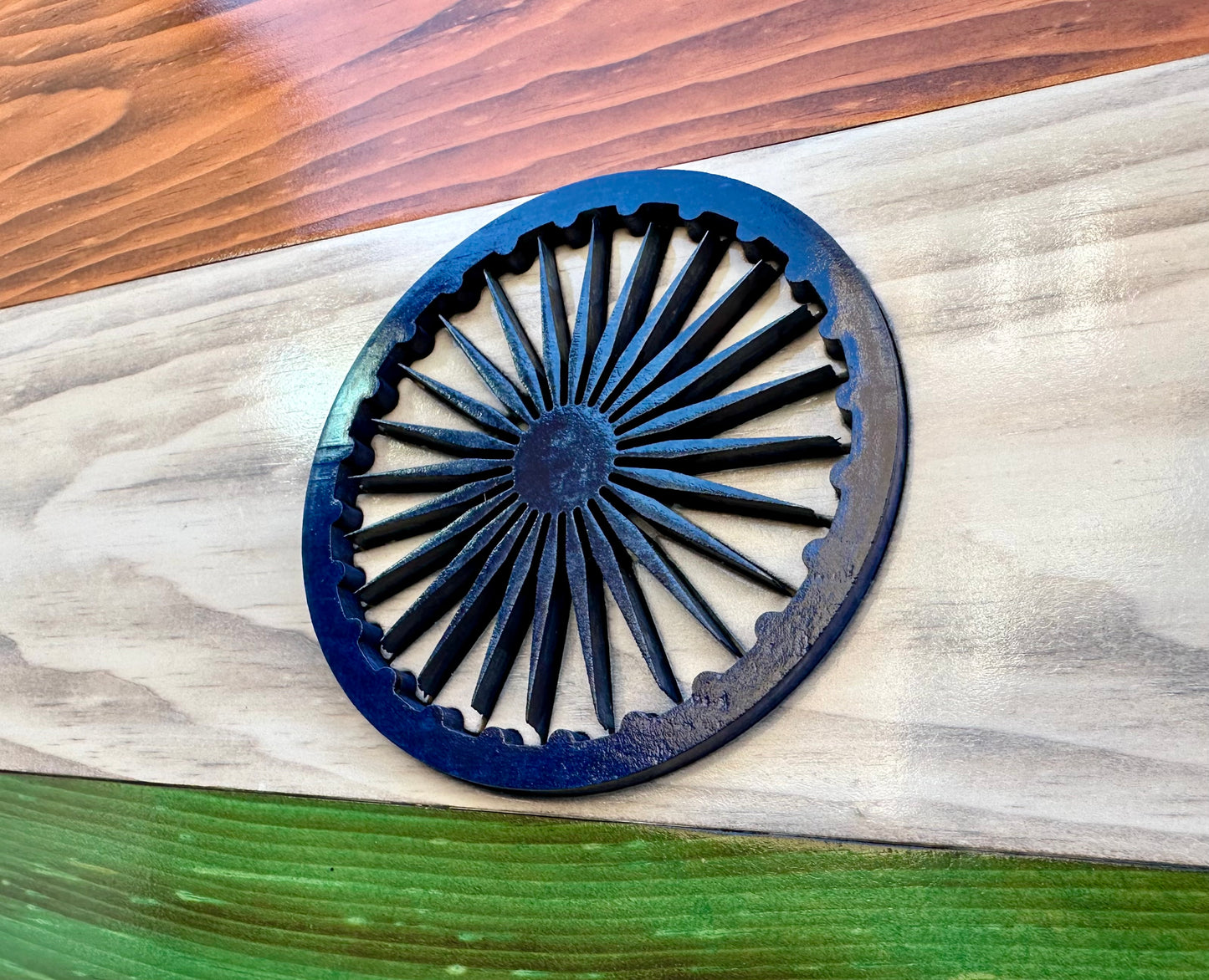 Drapeau de l’Inde en bois 3D | Rapport officiel | Delhi | Bombay | Chennai | Calcutta et Bangalore