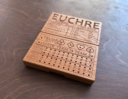 Jeu de cribbage classique | Pliable | Format voyage | Portable | Rangement intégré | Piquets métalliques | Personnalisé | Votre logo | Bois dur de qualité supérieure