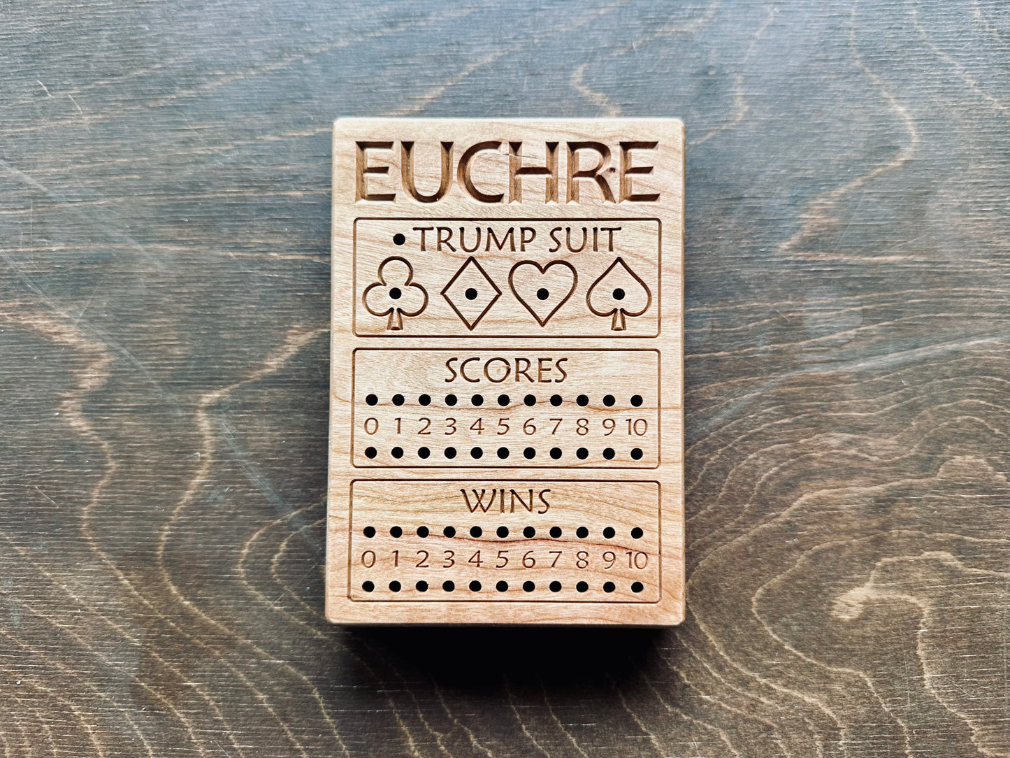 Jeu de cribbage classique | Pliable | Format voyage | Portable | Rangement intégré | Piquets métalliques | Personnalisé | Votre logo | Bois dur de qualité supérieure