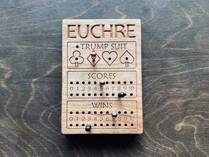 Jeu de cribbage classique | Pliable | Format voyage | Portable | Rangement intégré | Piquets métalliques | Personnalisé | Votre logo | Bois dur de qualité supérieure