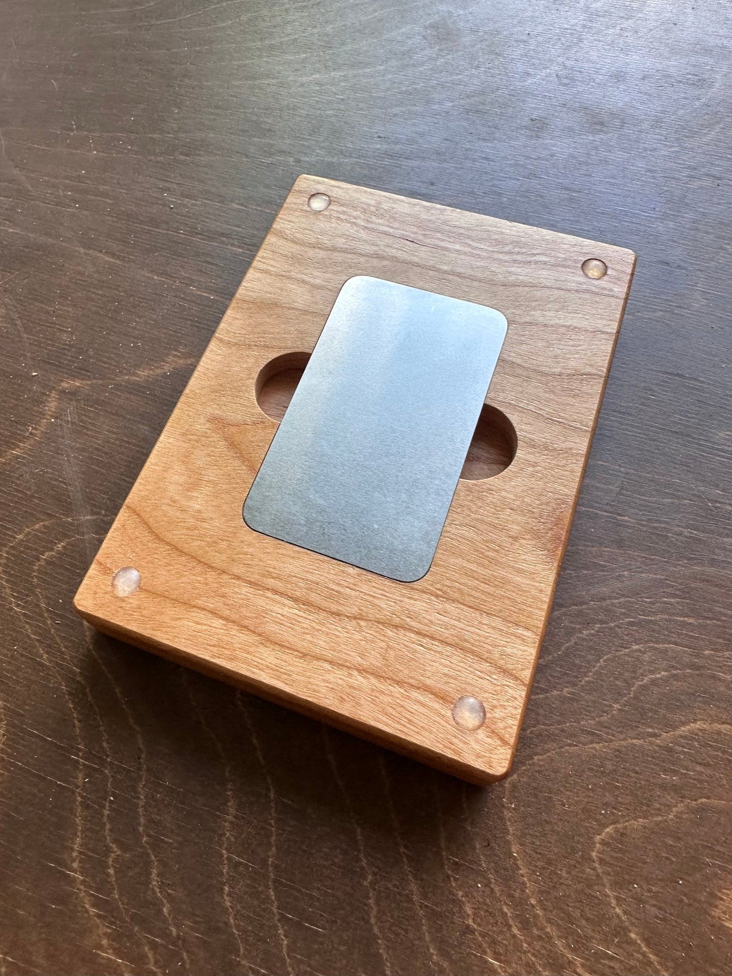 Jeu de cribbage classique | Pliable | Format voyage | Portable | Rangement intégré | Piquets métalliques | Personnalisé | Votre logo | Bois dur de qualité supérieure