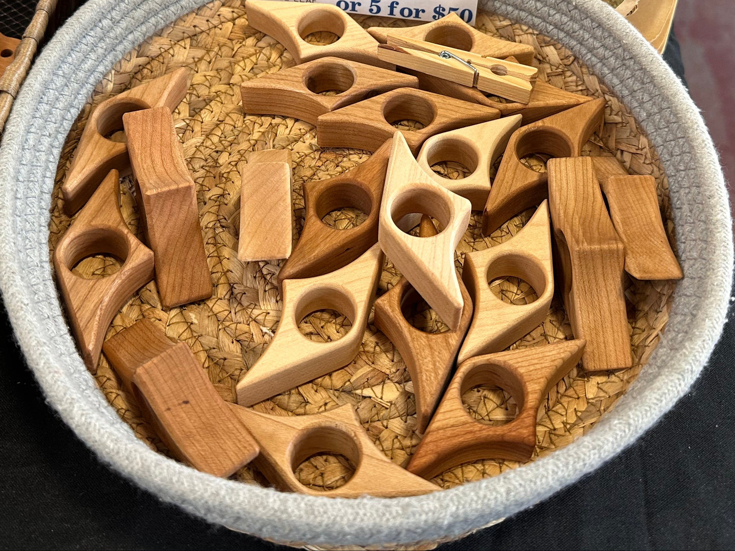 Wooden Thumb Book Page Holder (Wholesale)