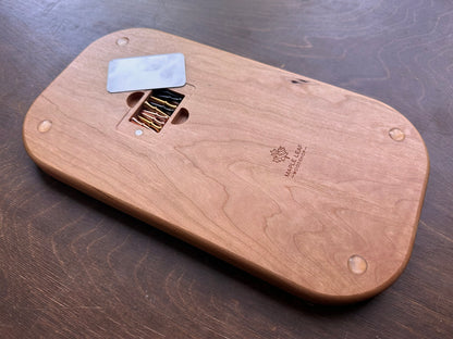 Planche de cribbage pour patinoire | Piquets métalliques | Personnalisé | Logo personnalisé | Bois dur de qualité supérieure | Feuille d'érable | Bâtons et rondelle de hockey