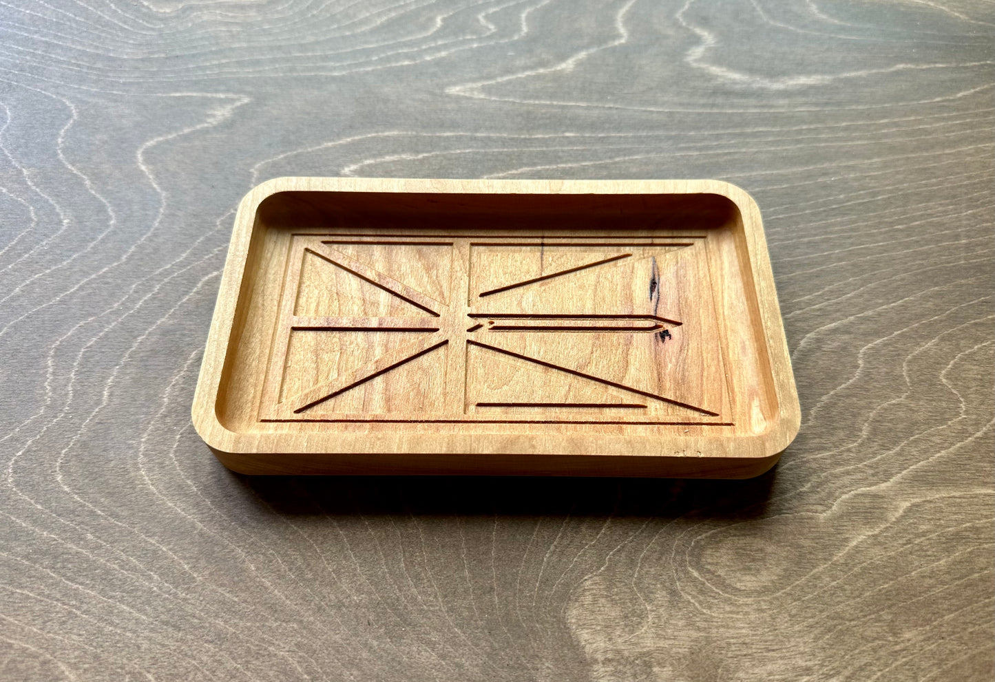 Newfoundland and Labrador Flag Hardwood Catchall Tray | Trivet | Serving Board | Charcuterie | Maple | Cherry | Walnut | St John's | Canada